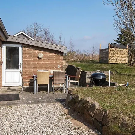 Three-bedroom Holiday In 41
